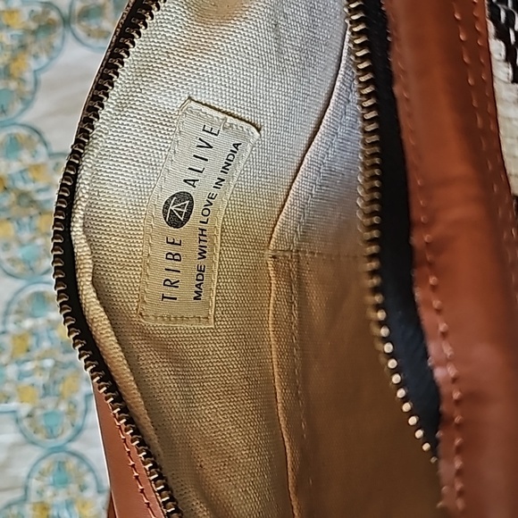 Tribe Alive x Rachel Zoe Limited Edition Custom Carryall Weekend Warrior Bag - Picture 10 of 16